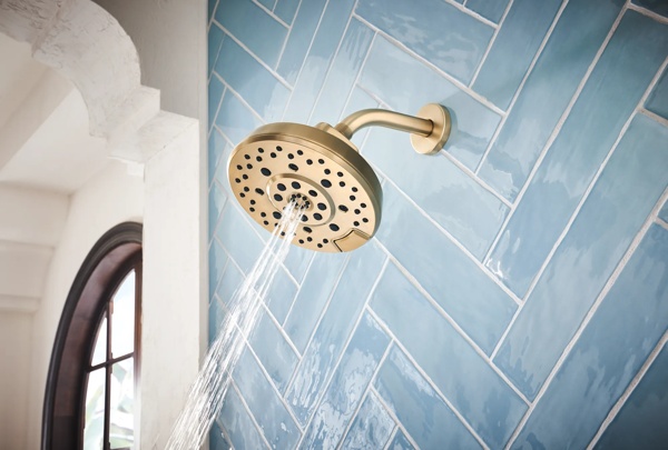 LEVOIR_SENSORI_CUSTOM_SHOWER_87498-GL_WATER_02_WEB.jpg