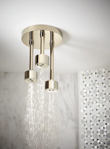 LITZE_SENSORI_CUSTOM_SHOWER_81335-PN_WATER_01_WEB.jpg