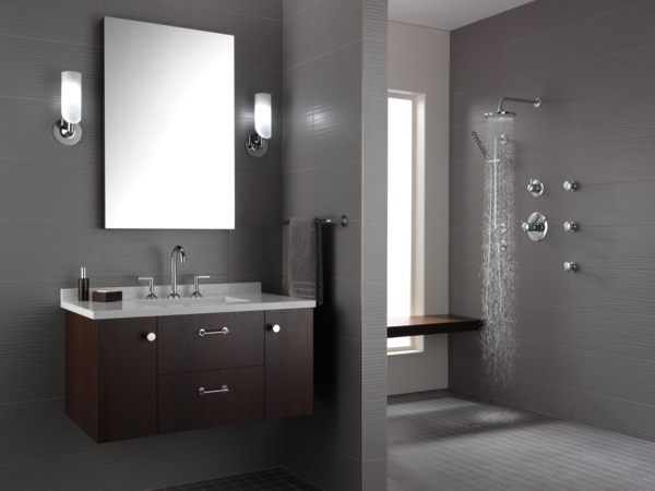 ODIN_MEDIUM_FLOW_CUSTOM_SHOWER_65375LF-PCLHP_HL5375-PC_691875-PC_T60275-PC_T60975-PCLHP_HL975-PC_HL975-PC_88775-PC_84110-PC_ROOM_WATER_WEB.jpg