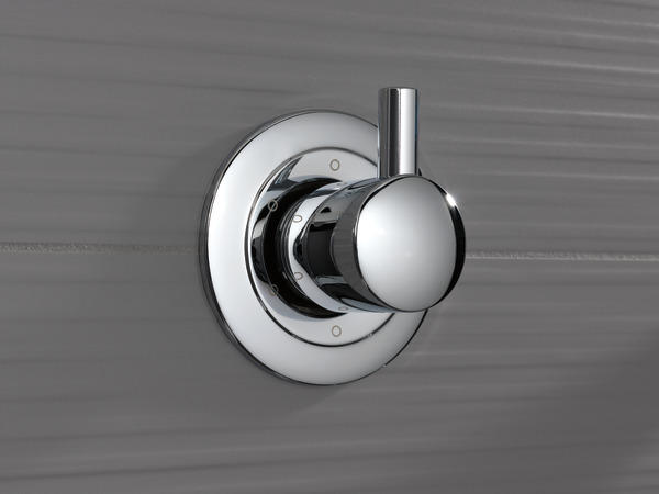 ODIN_MEDIUM_FLOW_CUSTOM_SHOWER_T60975-PC_WEB.jpg