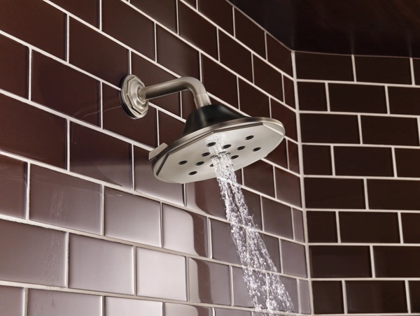 ROOK_MEDIUM_FLOW_CUSTOM_SHOWER_87461-NKBL_WATER_MASSAGE_SPRAY_WEB.jpg