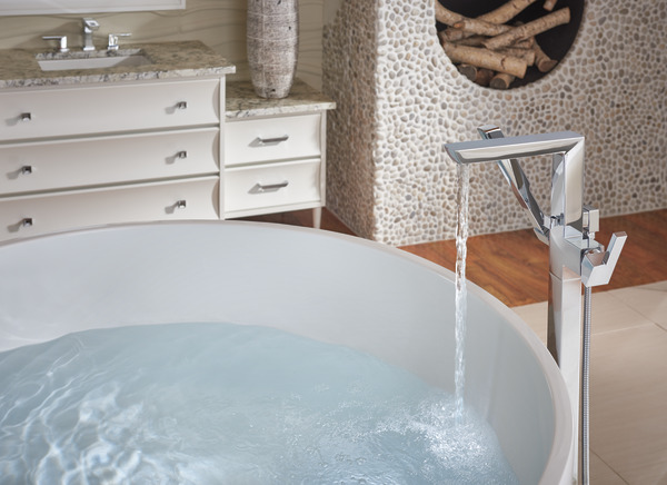 T70188-PC_65386LF-PC-ECO_WATER_01_WEB.jpg