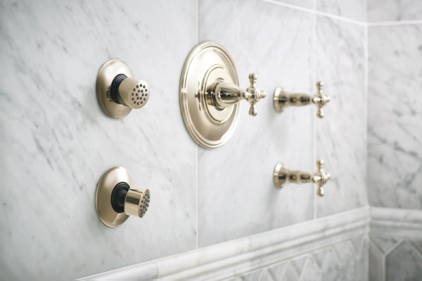 TRESA_SENSORI_CUSTOM_SHOWER_T66T038-PN_T84613-PN_SH84103-PN_OUT_WEB.jpg