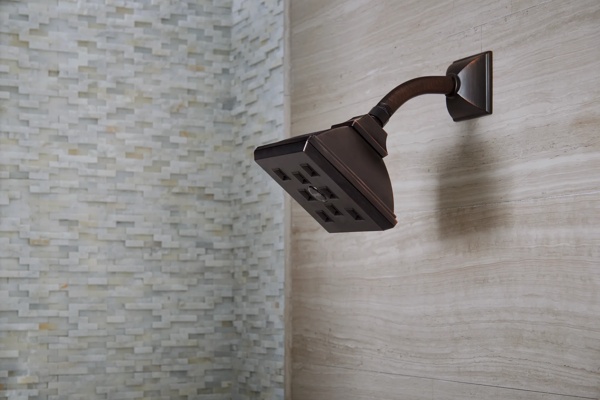 VESI_MEDIUM_FLOW_CUSTOM_SHOWER_87340-RB_RP71649RB_WEB.jpg
