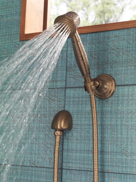 VESI_SENSORI_CUSTOM_SHOWER_RP41202BZ_RP36004BZ_WATER_WEB.jpg
